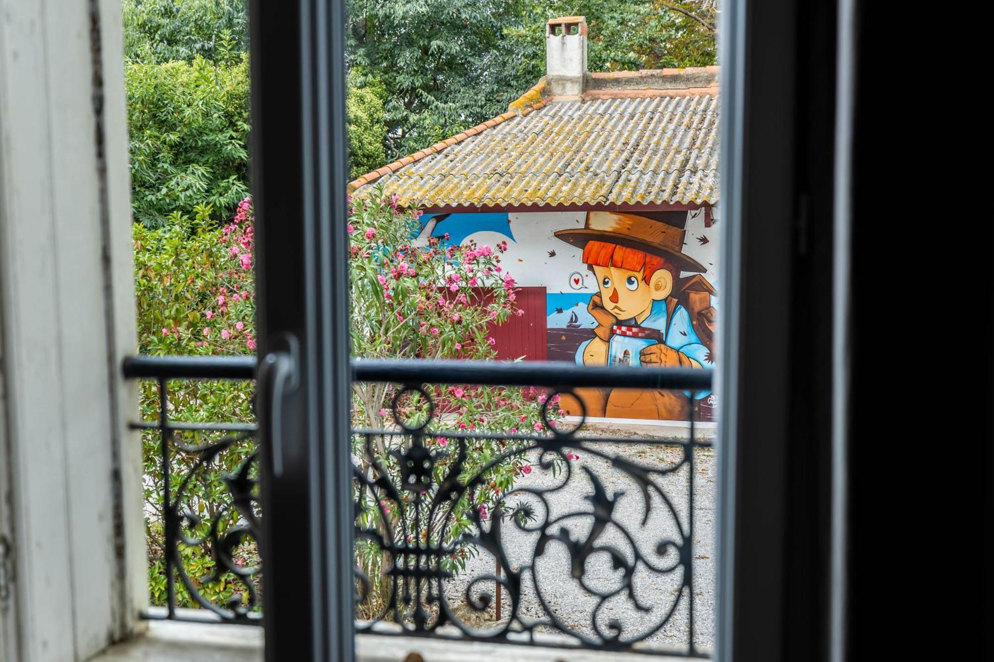 Domaine Castell De Bles Bed and Breakfast Saint-Génis Exteriör bild
