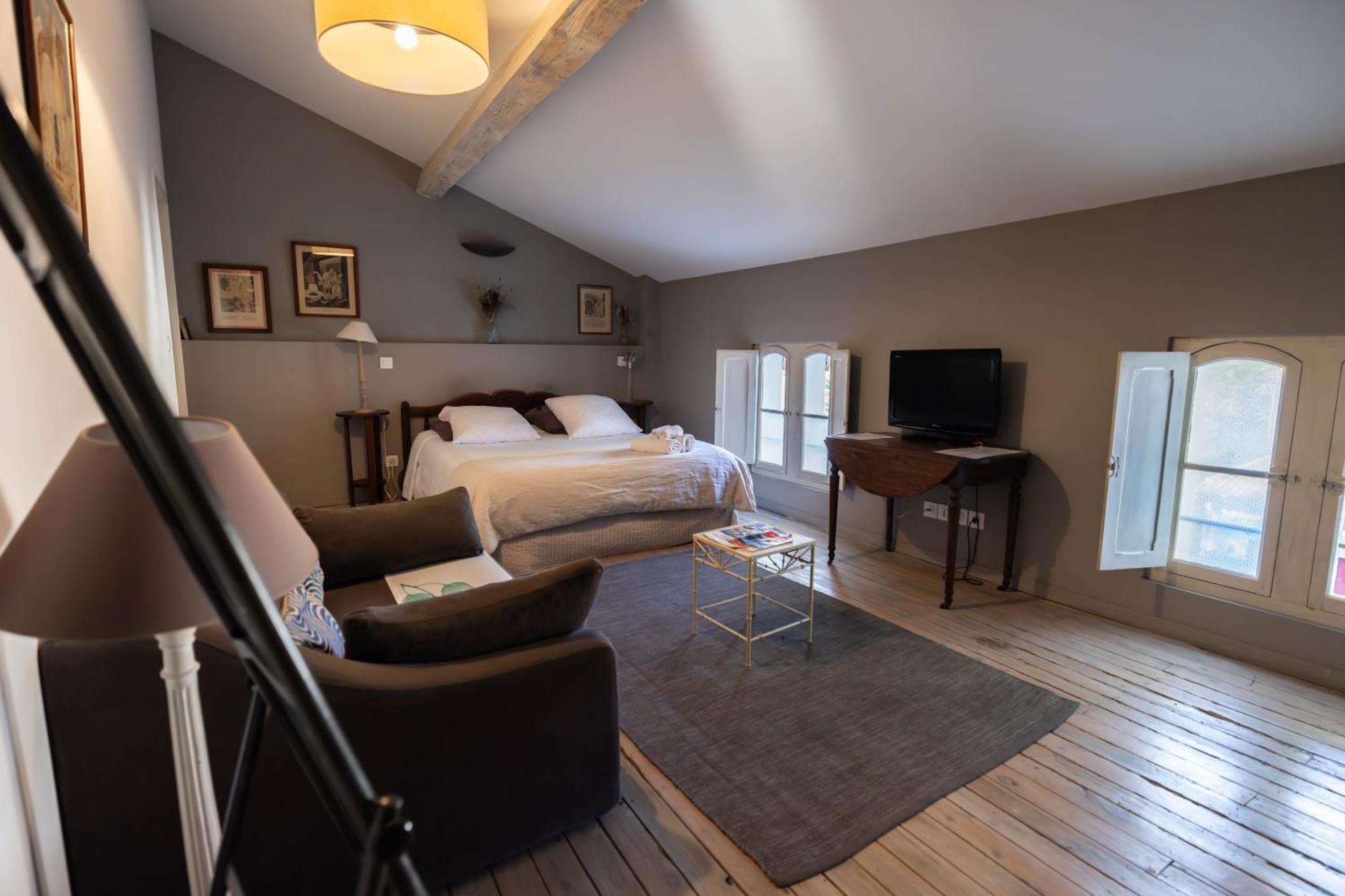 Domaine Castell De Bles Bed and Breakfast Saint-Génis Rum bild
