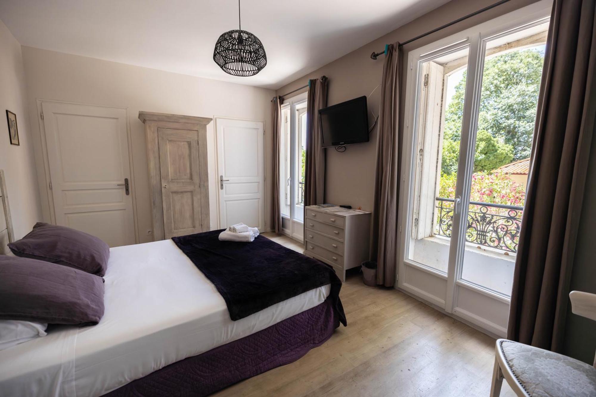 Domaine Castell De Bles Bed and Breakfast Saint-Génis Rum bild