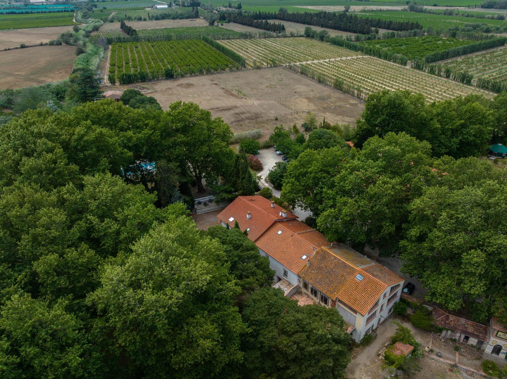 Domaine Castell De Bles Bed and Breakfast Saint-Génis Exteriör bild